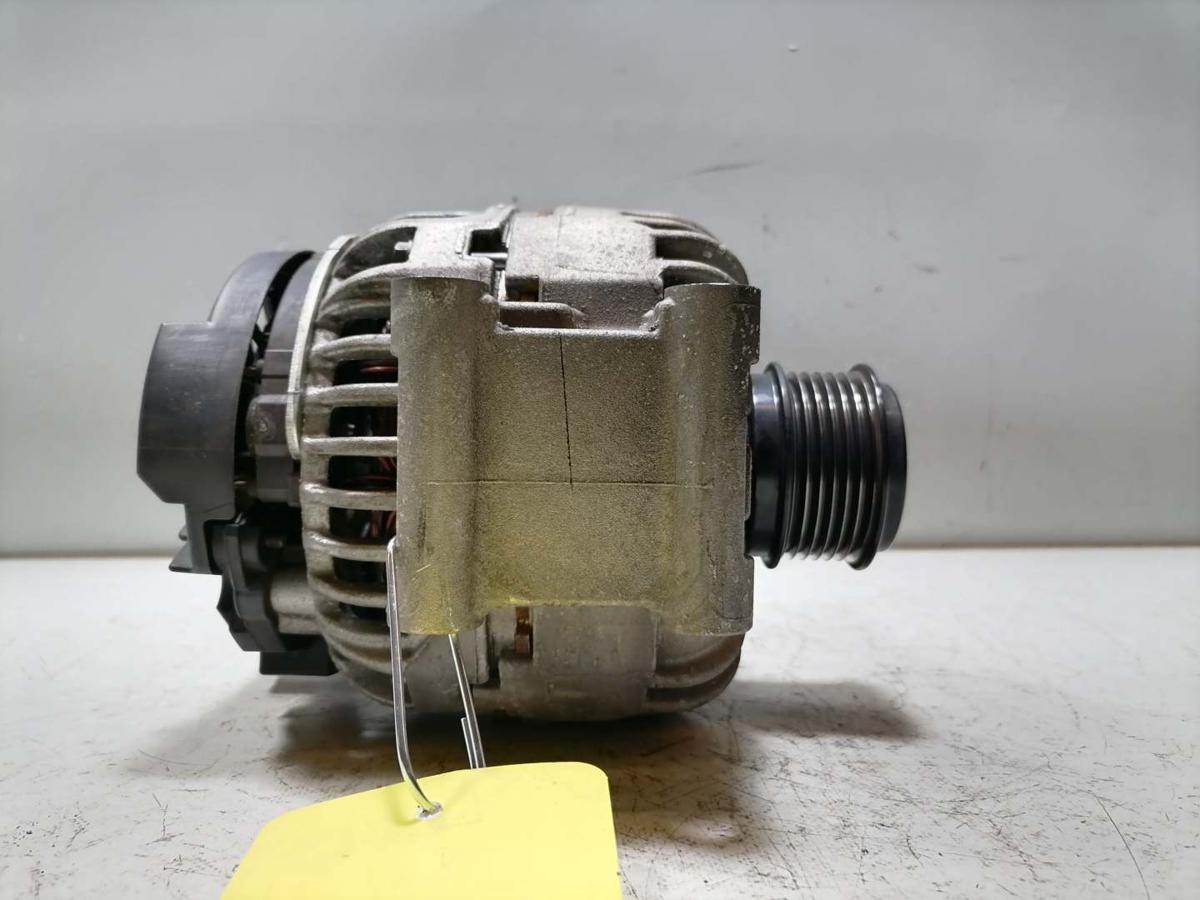 Audi A4 8K B8 original Lichtmaschine Generator 1.8TFSI 118kw Bj.2009